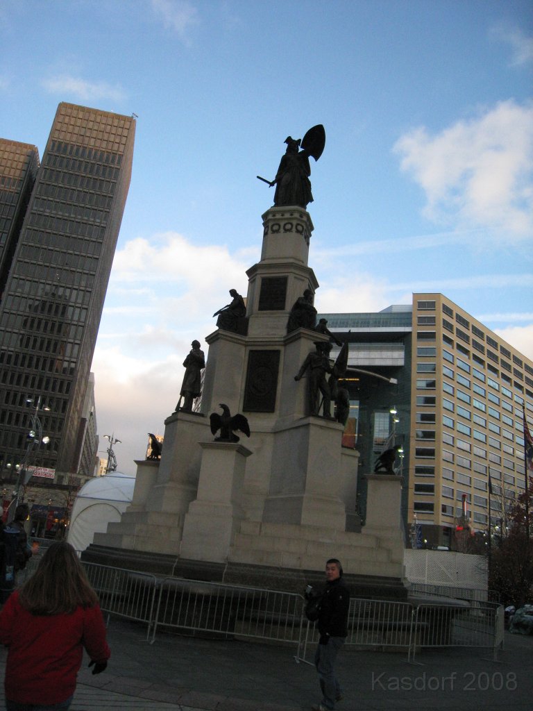 Detroit Turkey Trot 2008 10K 0285.jpg - The Detroit Turkey Trot 10K 2008, the 26th. running. Downtown Detroit Michigan. A balmy 22 degrees that morning. Race time of 58:24 for the 6.23 miles.